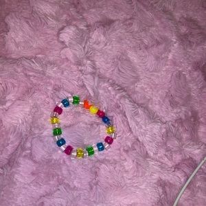 su lt kandi bracelet :3